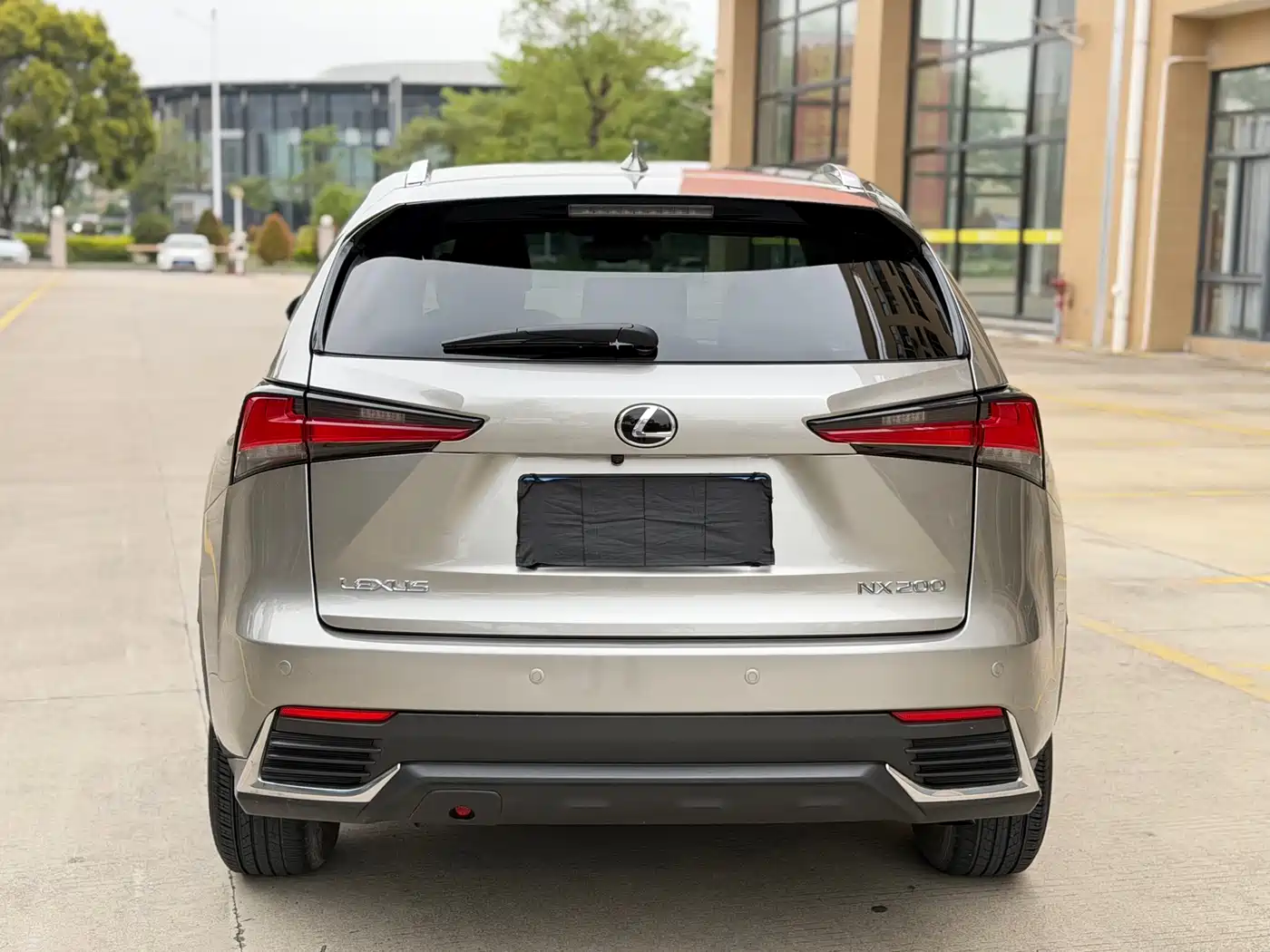 LEXUS NX