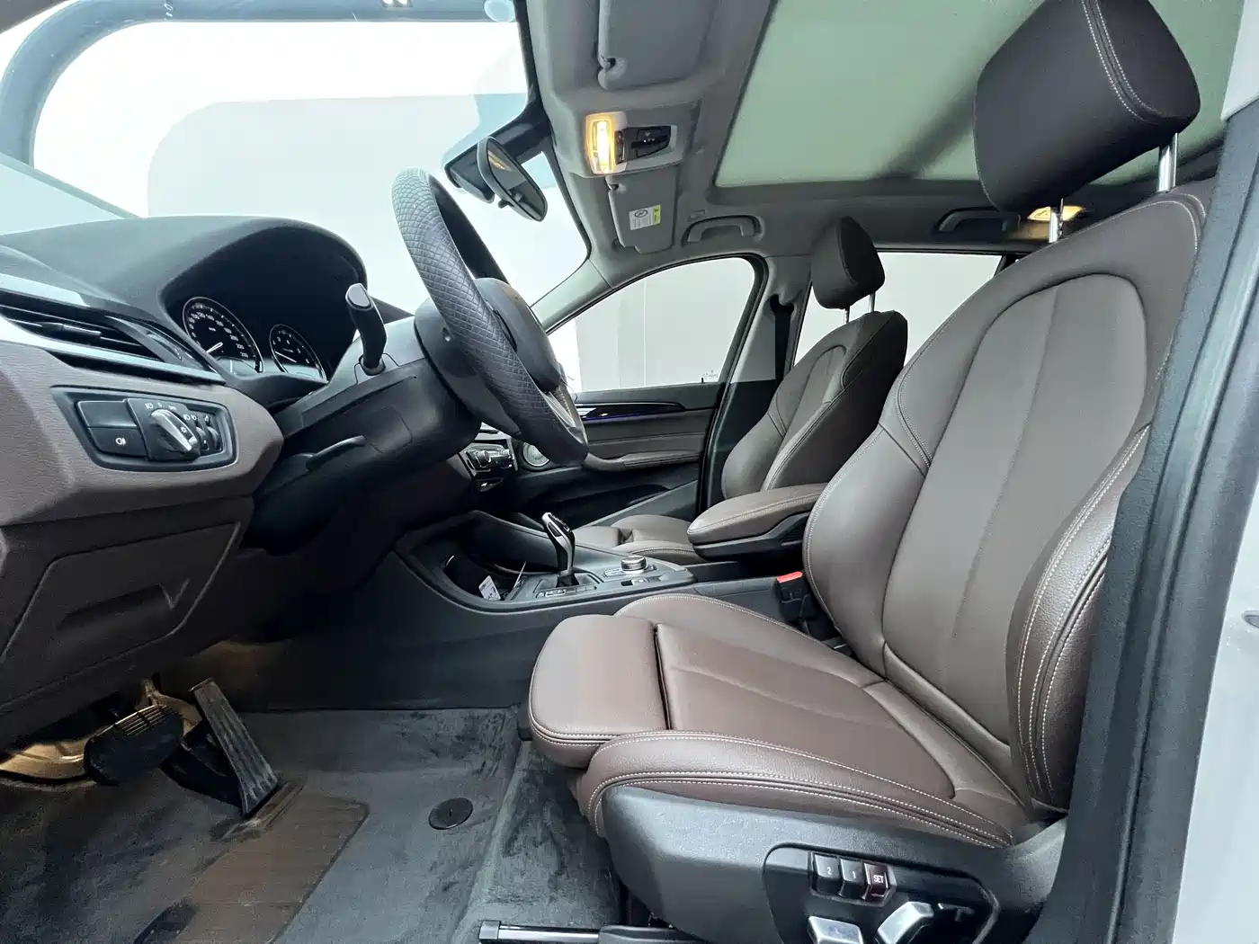 BMW X1 2022 sDrive20Li Fashion фото 8