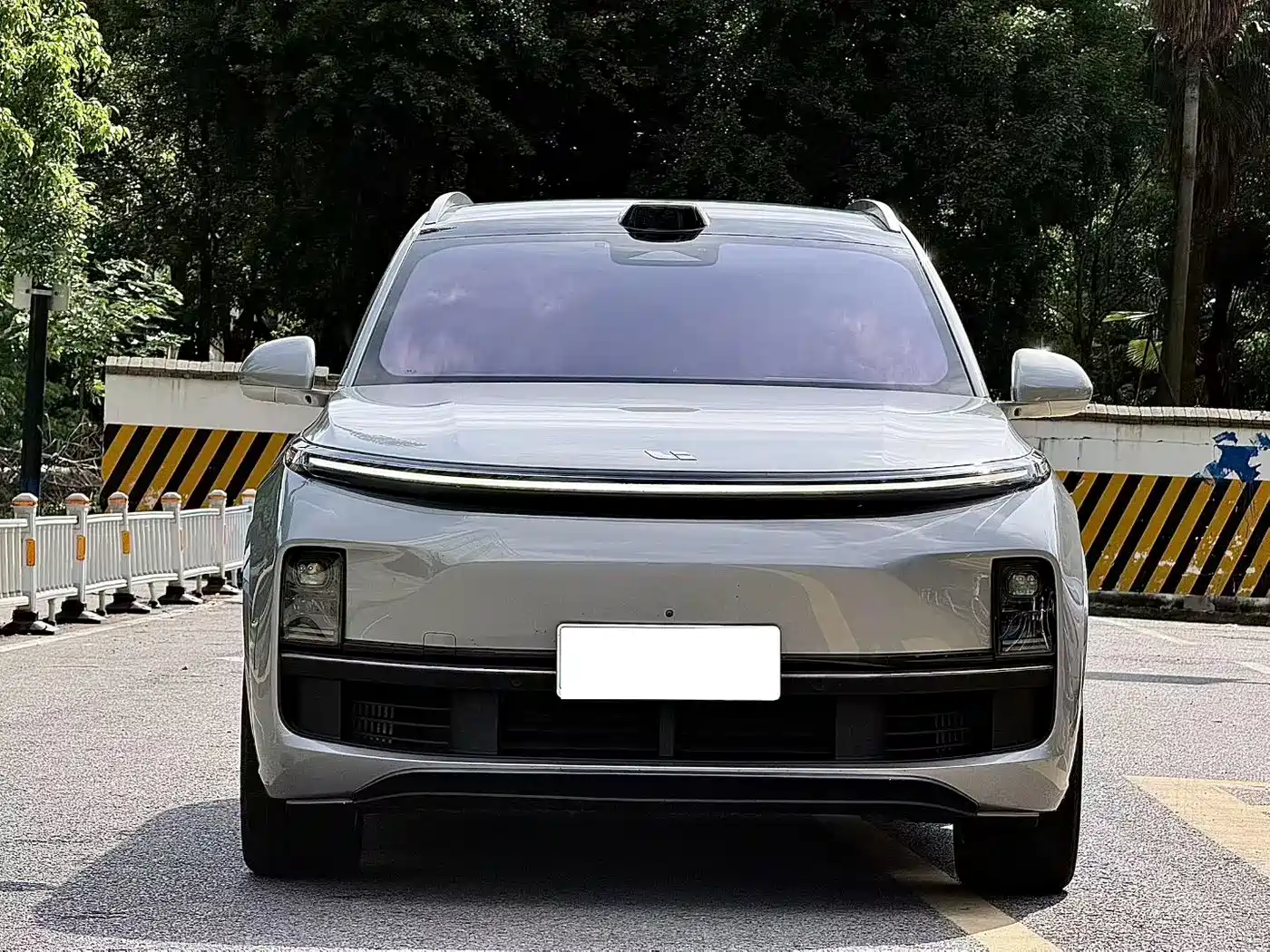 Li Auto L8 2023