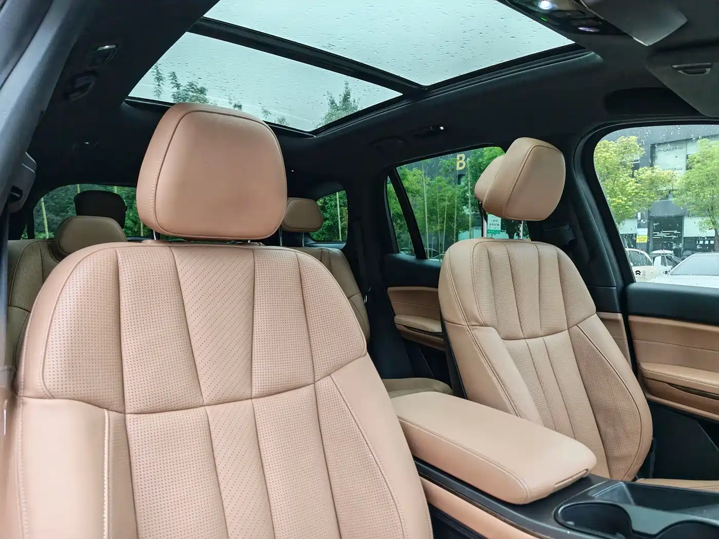 NIO ES8 2022 2022 100kWh 7-Seater Edition