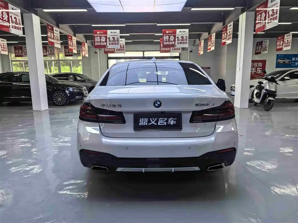 BMW 5 Series 2023 530Li Leading M Sport Package фото 7