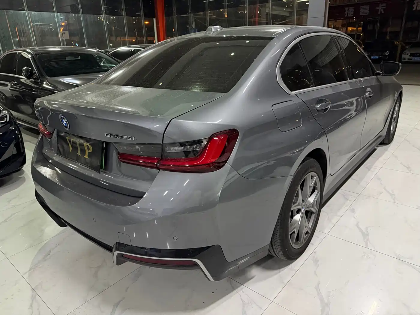 BMW i3 2025 eDrive 35 L фото 9