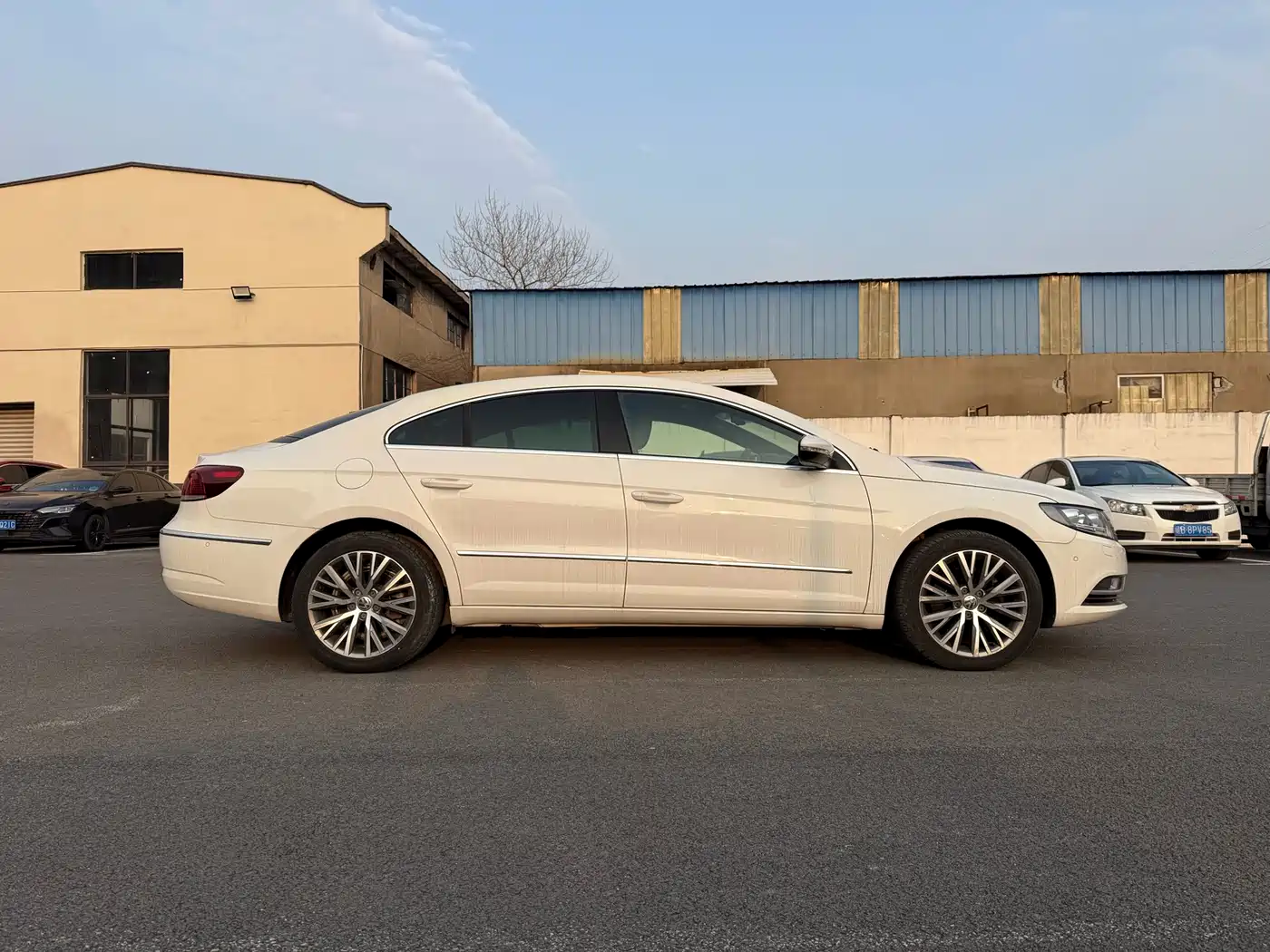 Volkswagen FAW-Volkswagen CC 2016 Model 1.8TSI Luxury фото 15