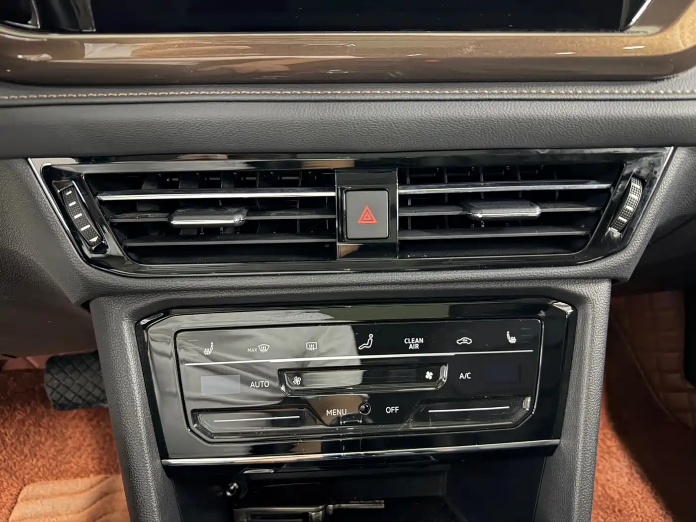 Volkswagen Tharu, миниатюра 6