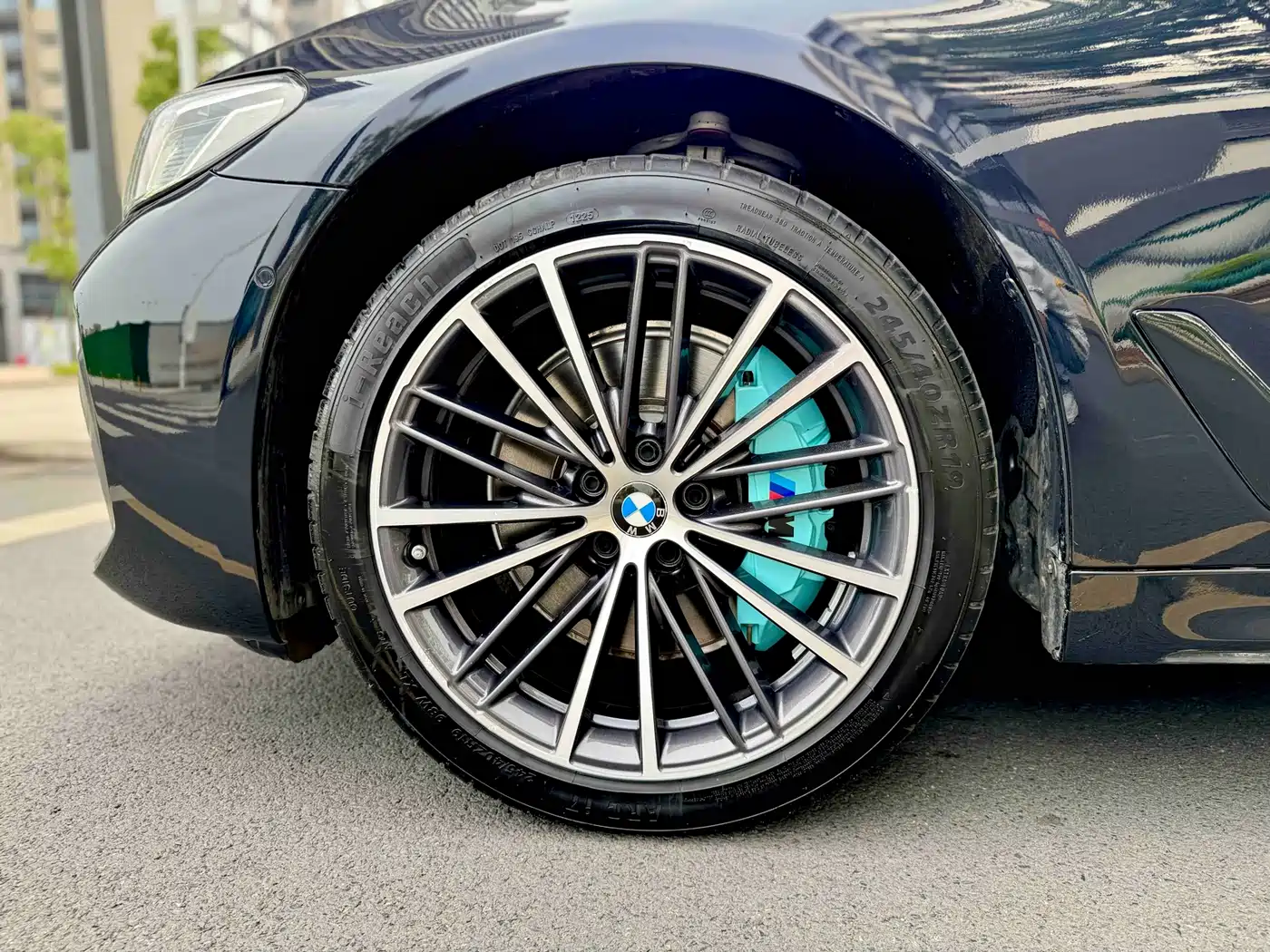 BMW 5 Series 2021 530Li Leading M Sport Package фото 5
