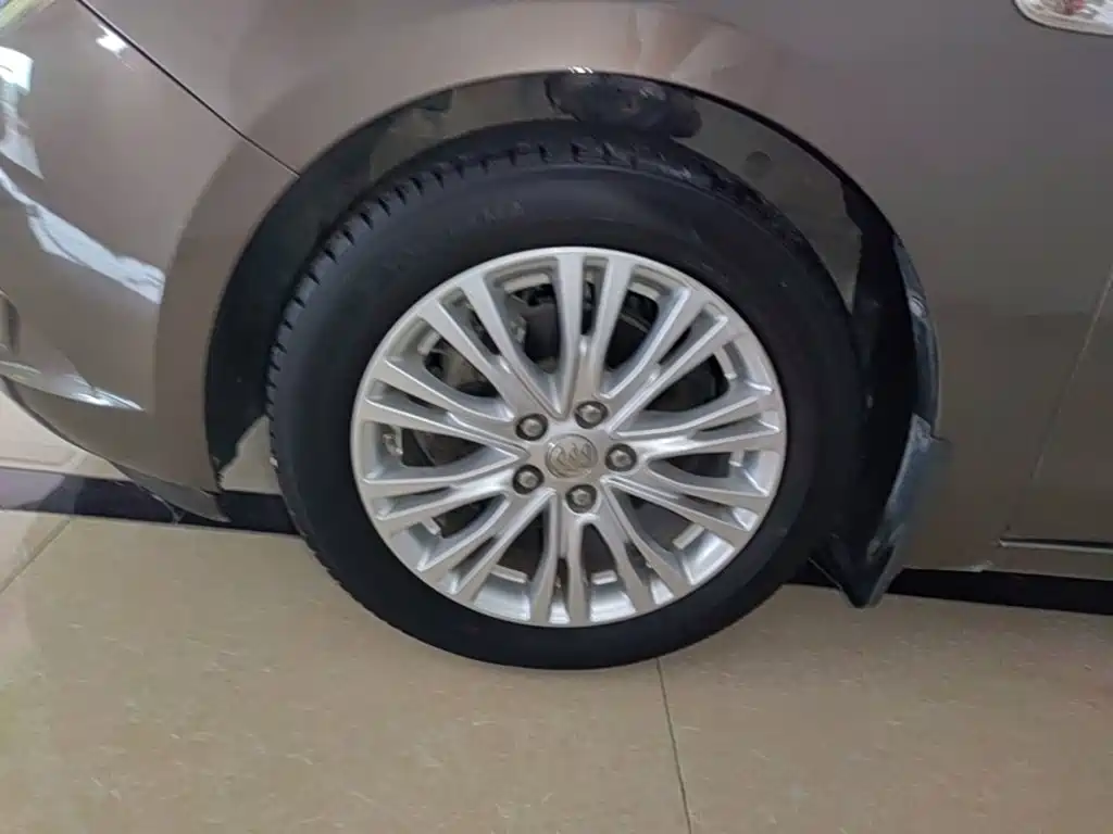 Фото 23 - Buick Excelle