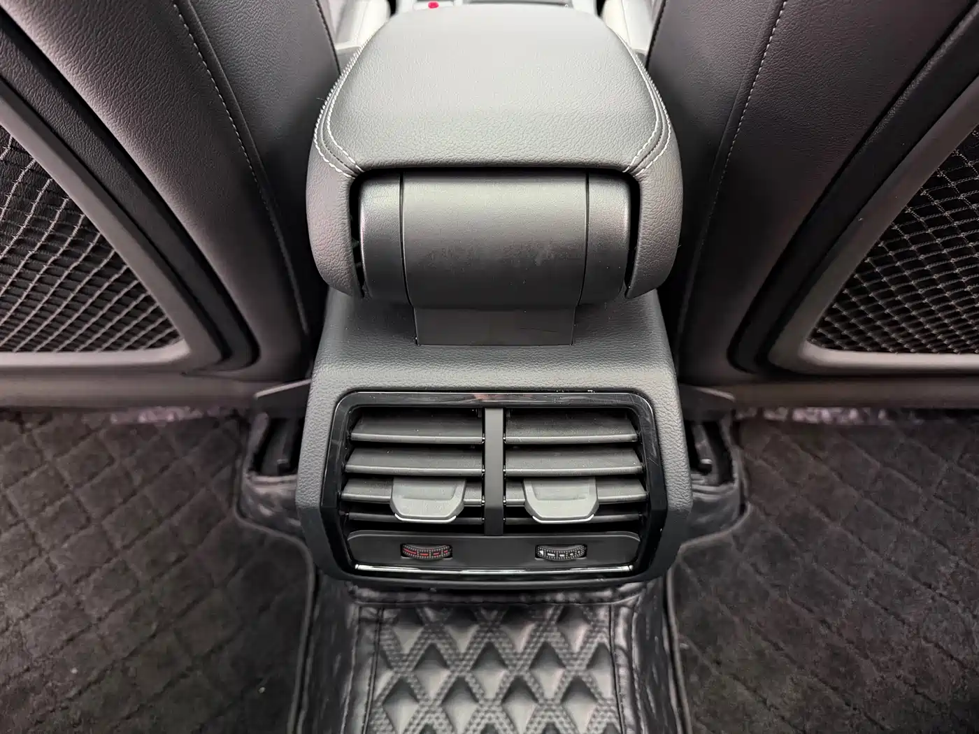 Audi Q3 2022 35 TFSI Fashion Dynamic фото 14