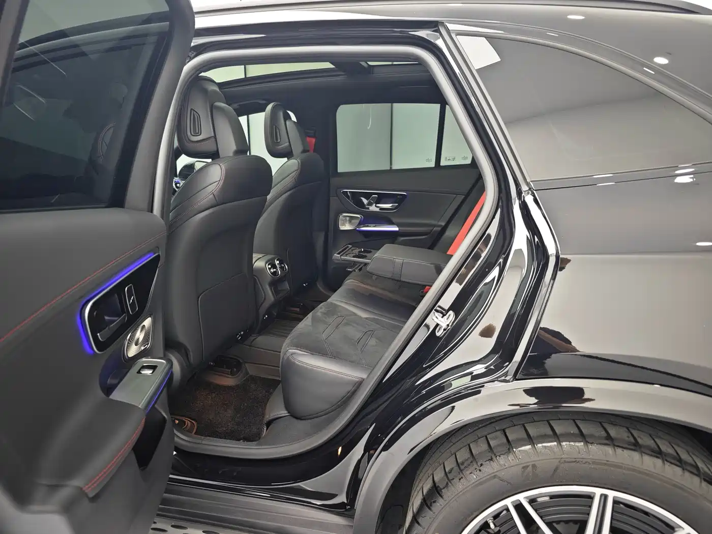 Mercedes-Benz GLC AMG 2025 2024 AMG GLC 43 4MATIC