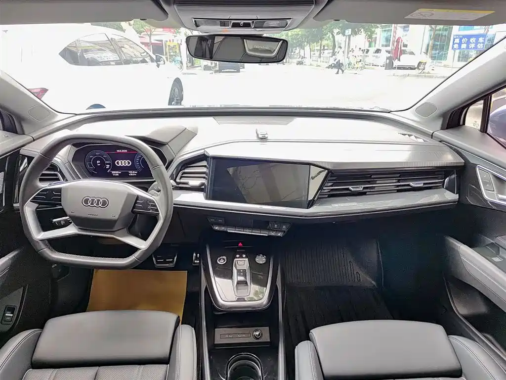 Audi Q4 e-tron 2025 2024 40 e-tron Creation Edition