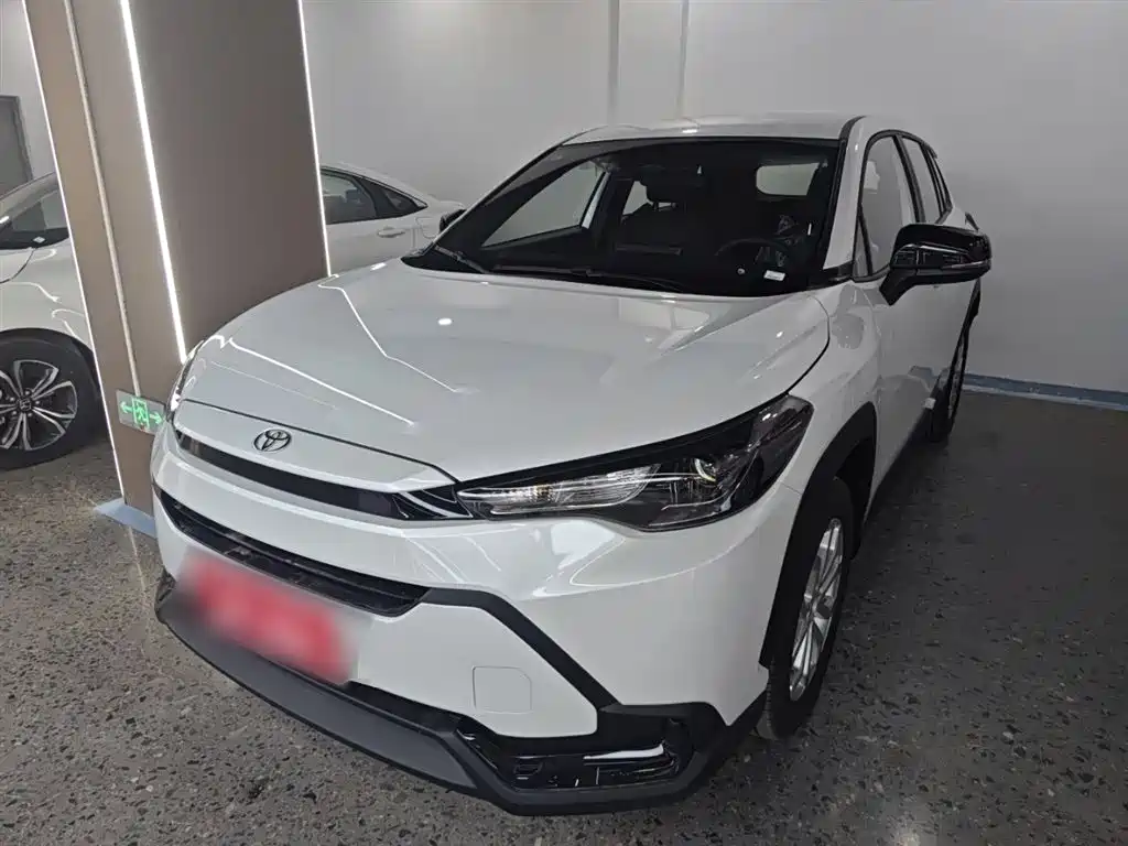 Toyota Frontlander 2026 2.0L CVT Comfort Edition фото 2