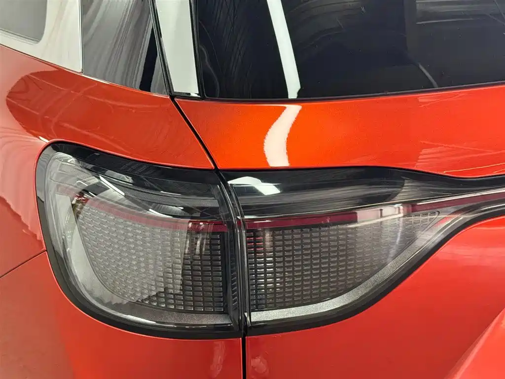 AITO Wenjie AITO M9 2024 Range Extender Ultra 52kWh 6-seater фото 18