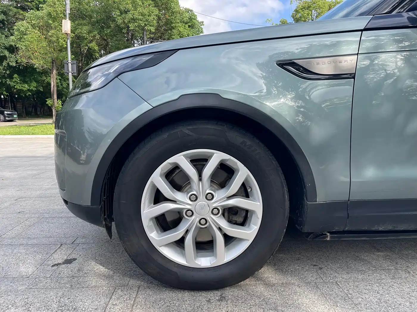 Land Rover Discovery 2017 3.0 SC V6 SE фото 7