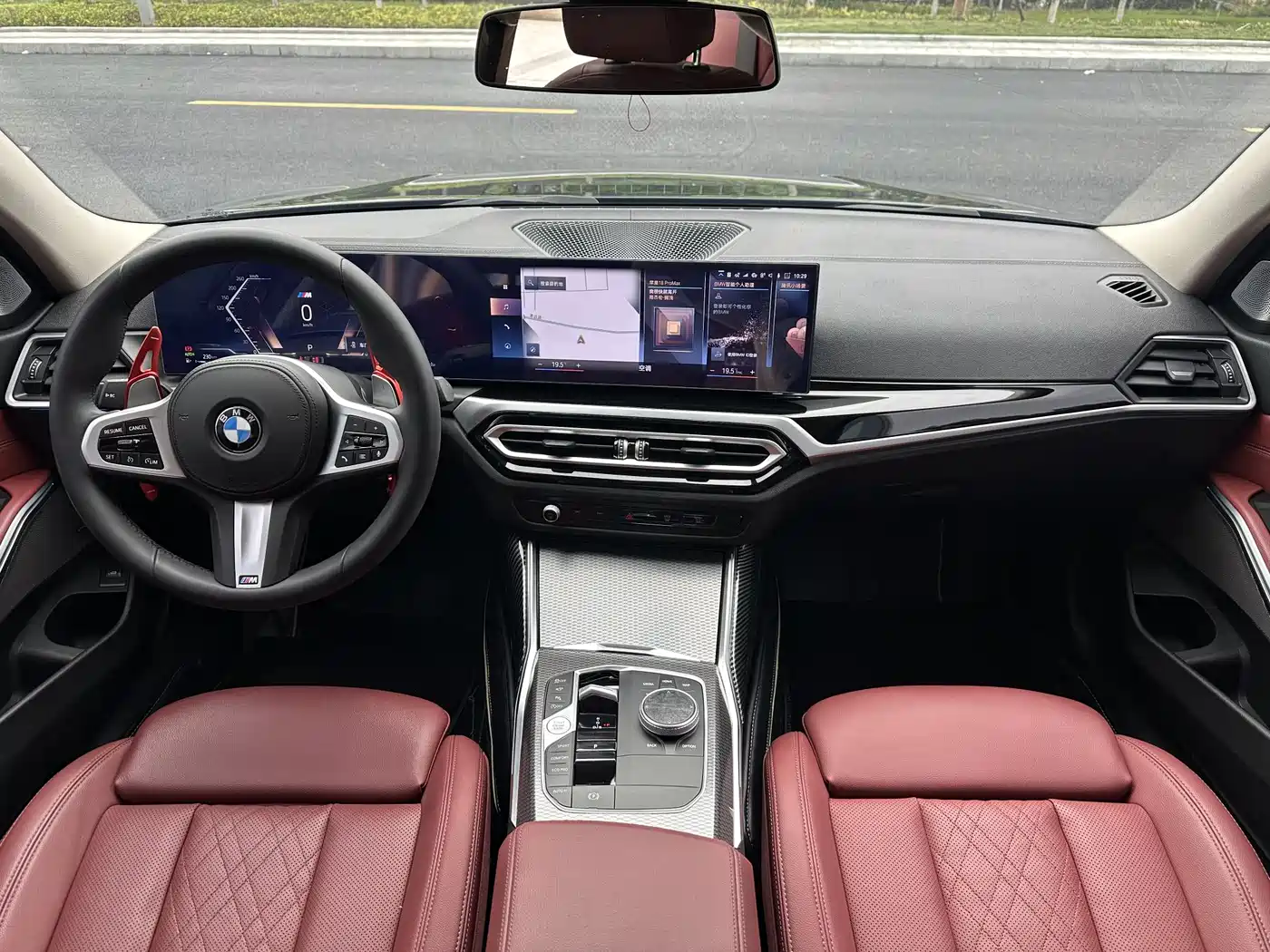 BMW 3 Series 2023 325Li M Sport Black Night Package фото 17