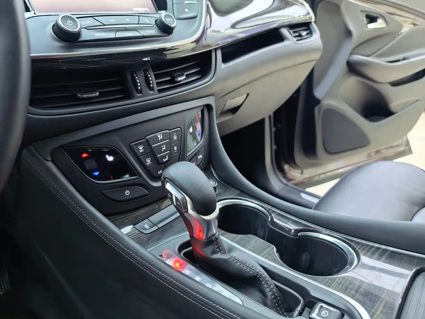 Buick Envision Plus 2018 20T 2WD Elite фото 7