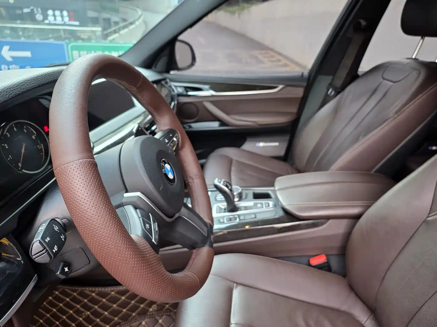 BMW X5 (Import) 2017 xDrive35i M Luxury Sport фото 32