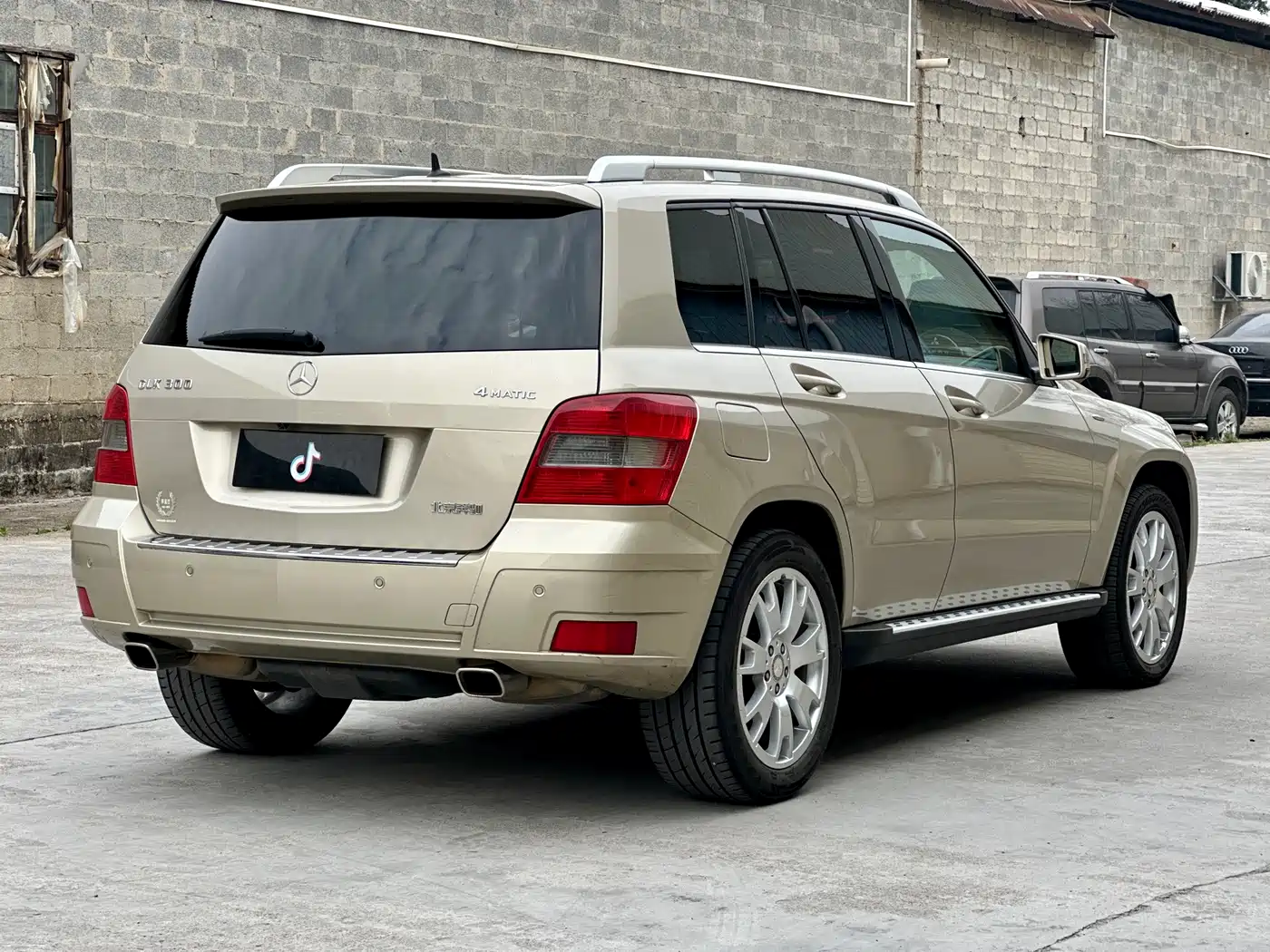 Mercedes-Benz GLK-Class 2012 Model GLK 300 4MATIC Fashion фото 6