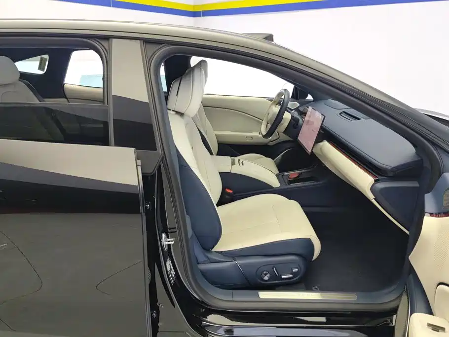 ZEEKR 007 2024 2025 Long Range RWD Smart Driving 100kWh