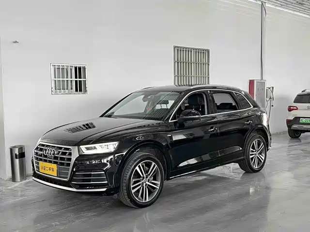 Audi Q5L 2020 Facelift 40 TFSI Honor Fashion