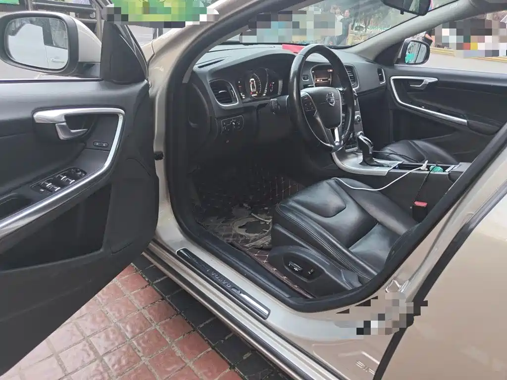 Photo 17 - Volvo S60
