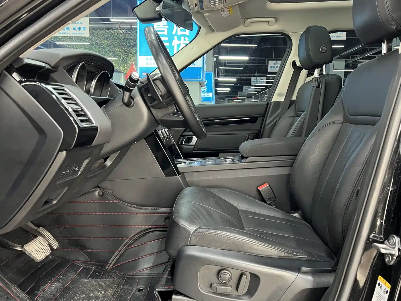 Land Rover Discovery 2018 2.0T Special Edition фото 5