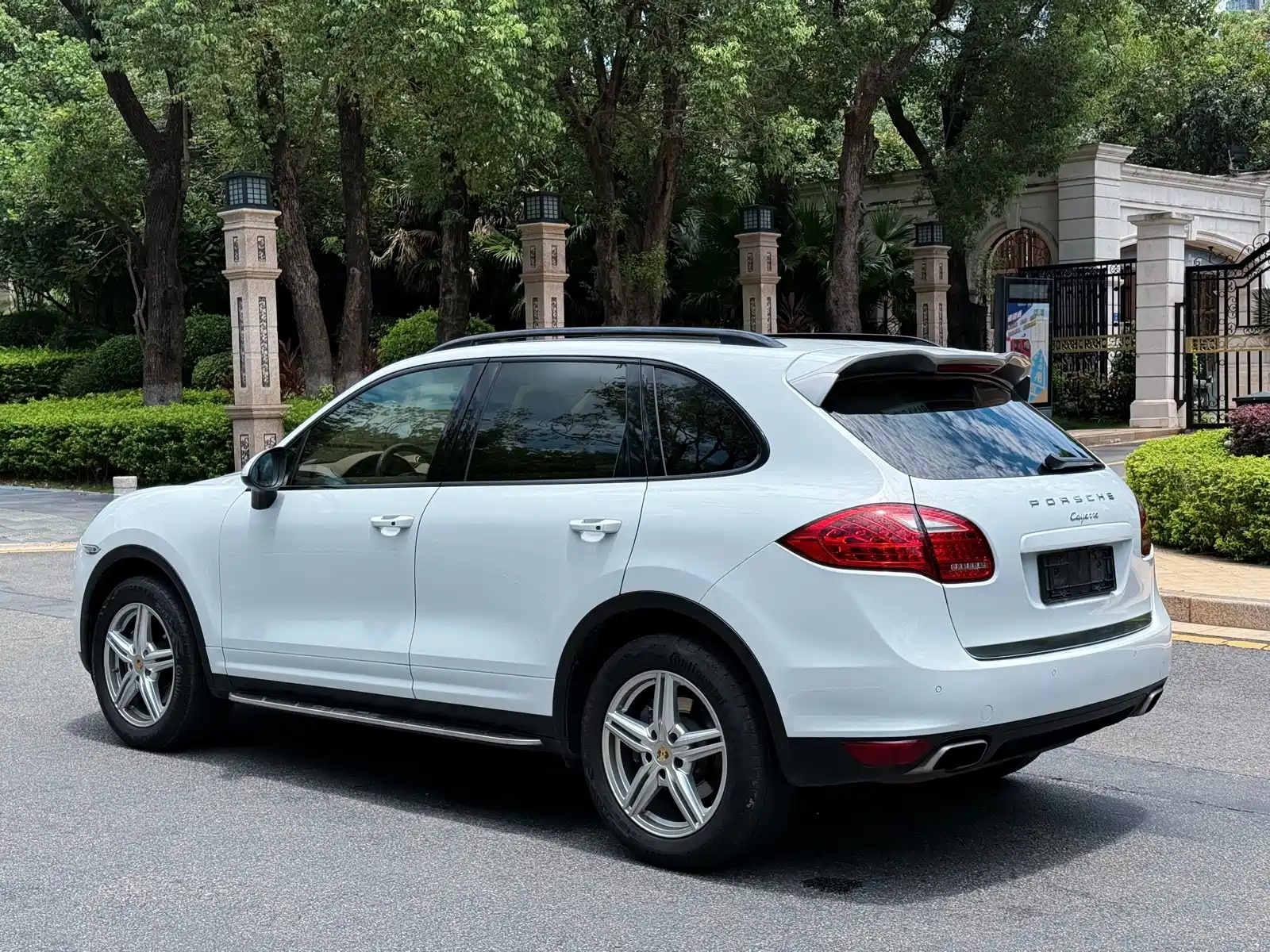 Фото 7 - Porsche Cayenne