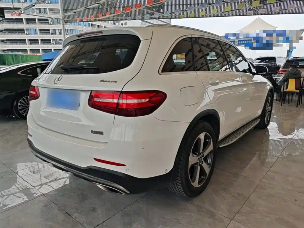 Mercedes-Benz GLC 2017 GLC 300 4MATIC Dynamic фото 7