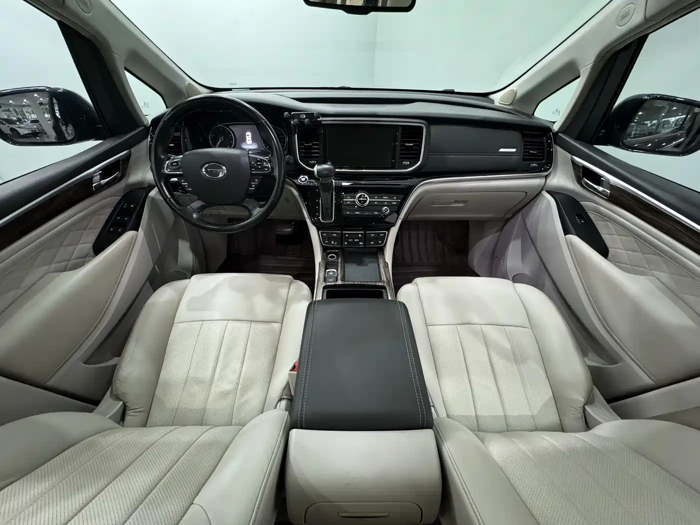 GAC Trumpchi Trumpchi M8 2018 320T Premium Edition фото 14