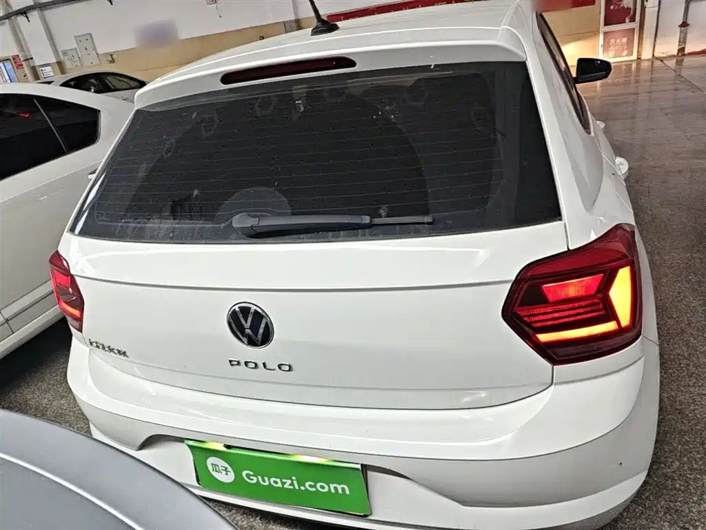 Volkswagen Polo 2023 Plus 1.5L Automatic Panorama Enjoyment Edition фото 6