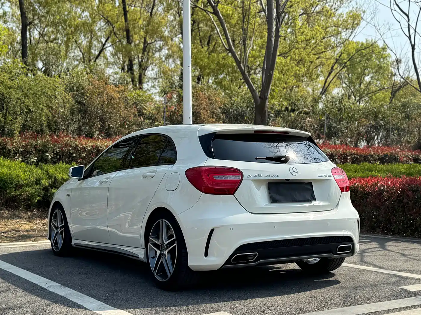 Mercedes-Benz A-Class AMG (Import) 2014 AMG A 45 4MATIC фото 19