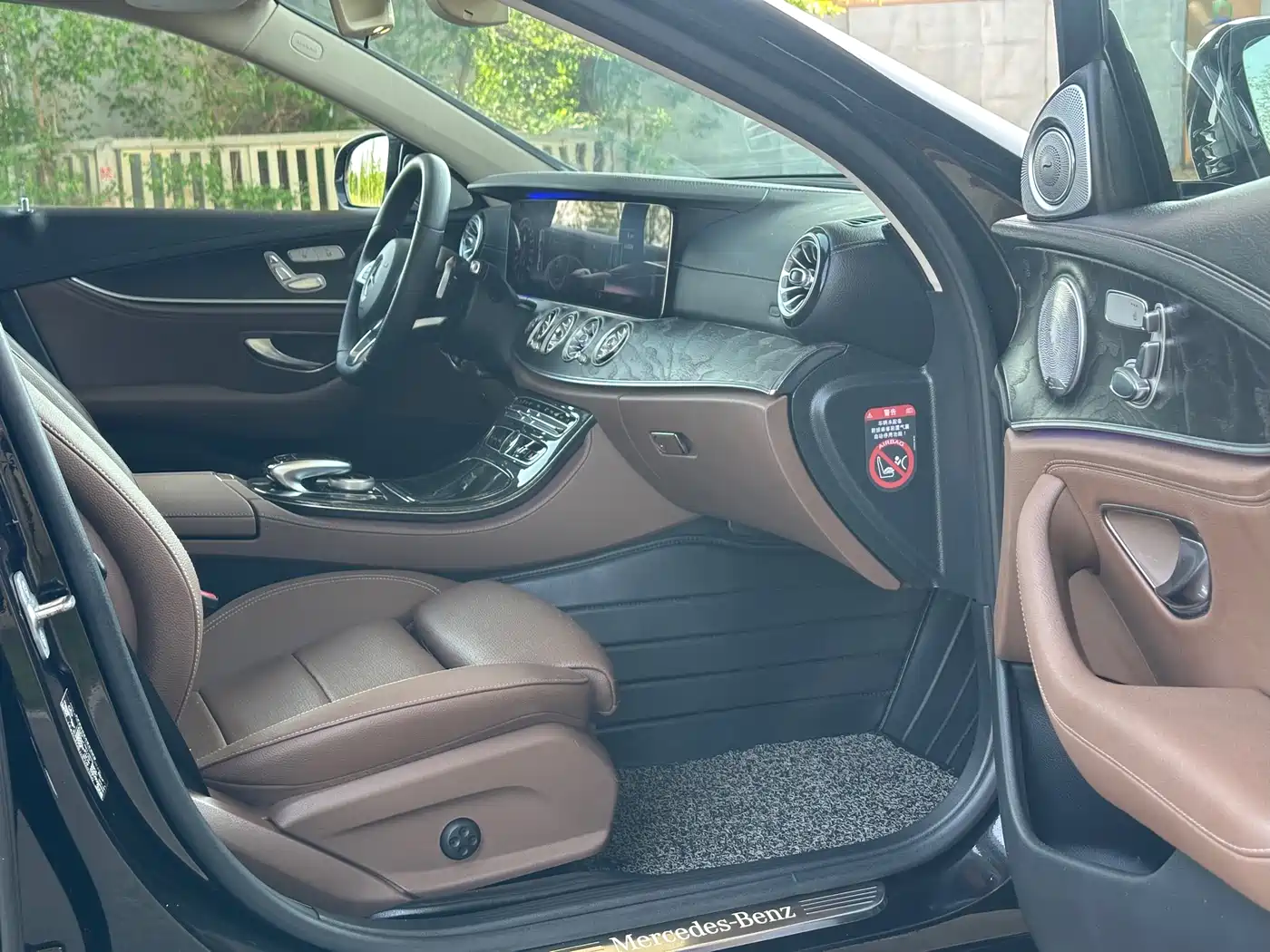 Mercedes-Benz E-Class 2017 E 200 L 4MATIC фото 11