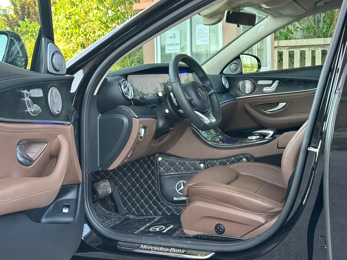 Mercedes-Benz E-Class 2017 E 200 L 4MATIC фото 4