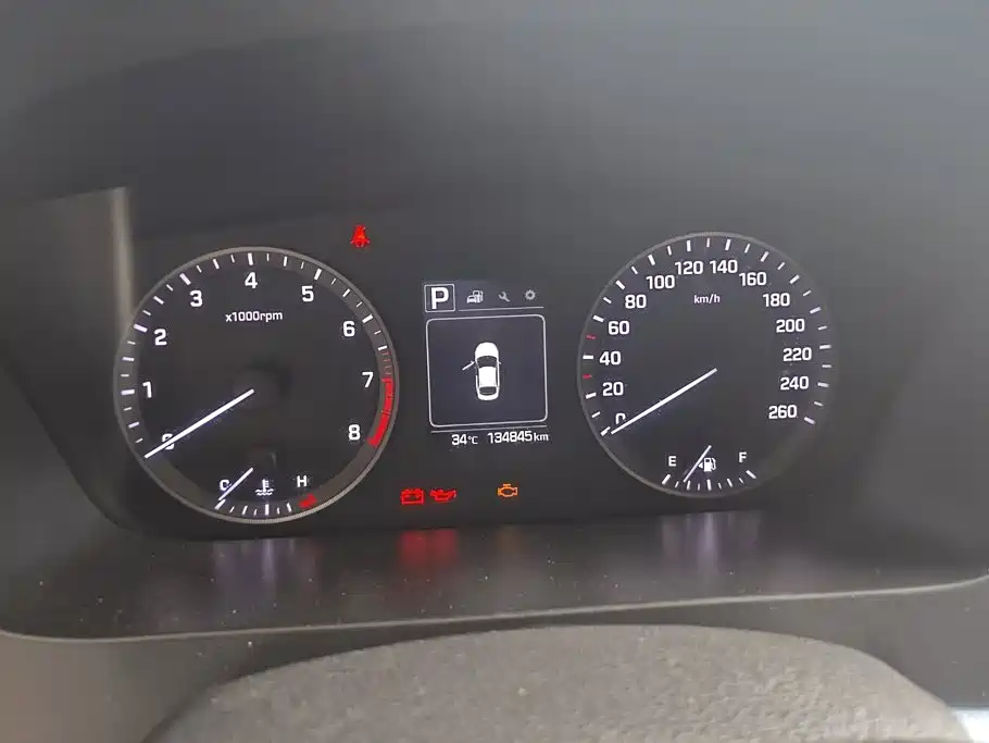 Photo 14 - Hyundai Sonata