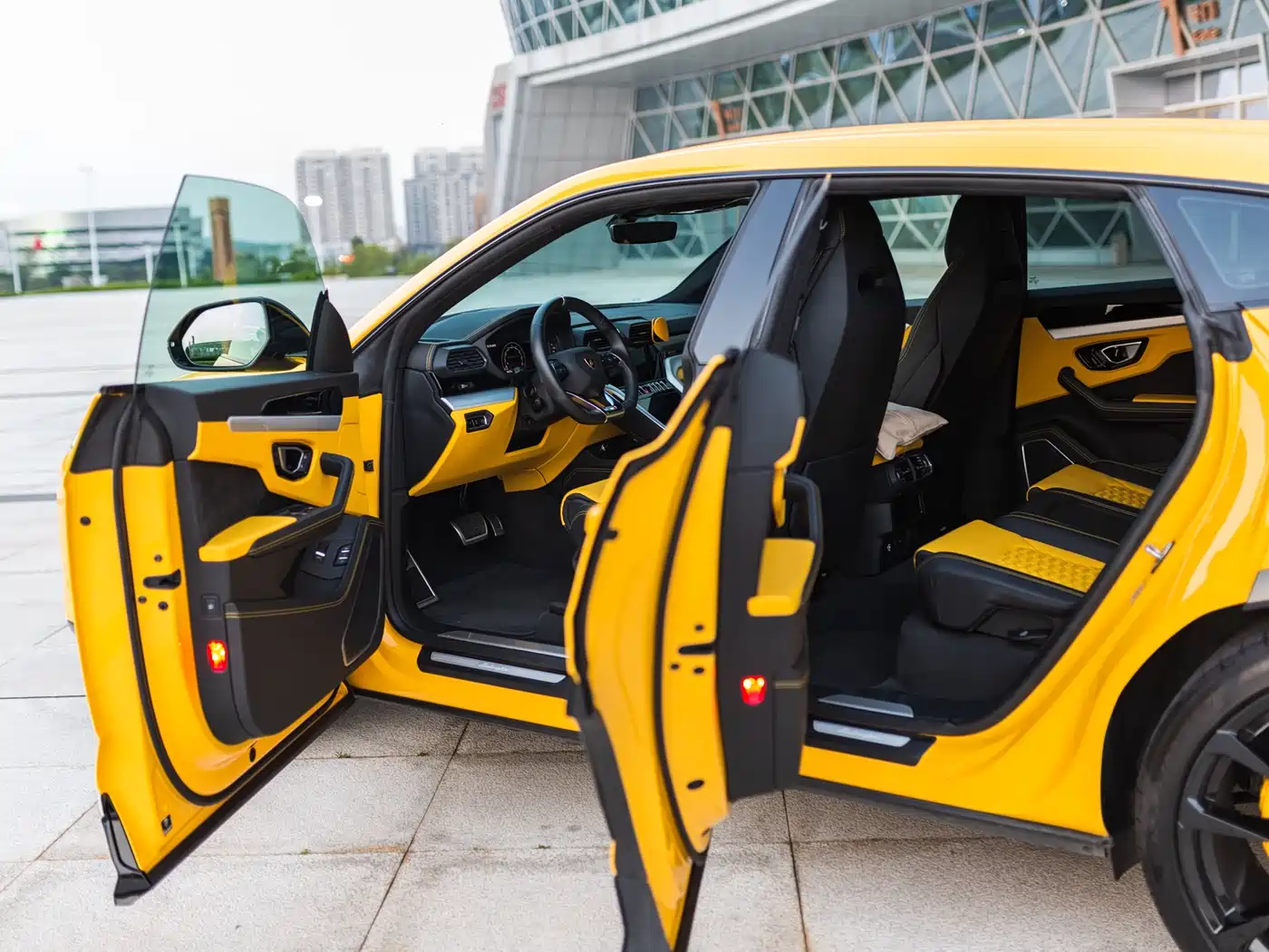 Lamborghini Urus 2021 4.0T V8 фото 23