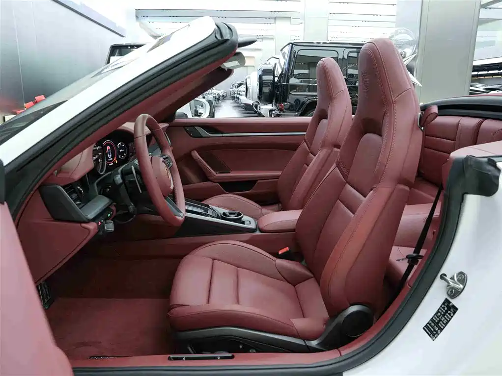Porsche 911 2023 Carrera Cabriolet 3.0T фото 13