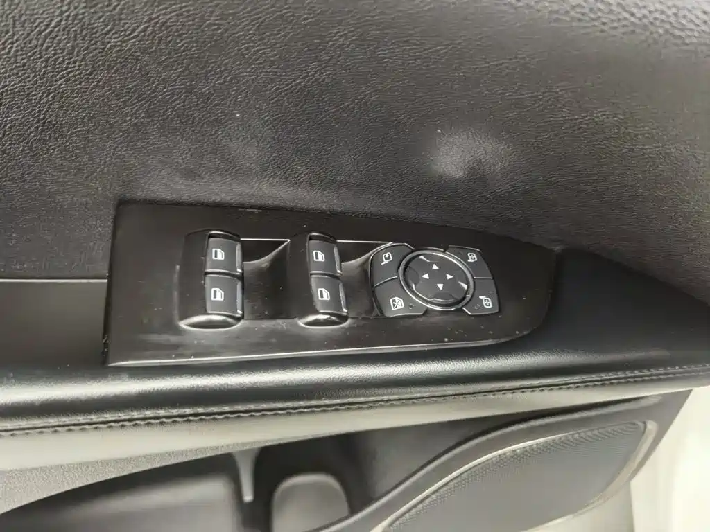 Lincoln Nautilus (Import) 2020 2020 2.0T Submarine Edition
