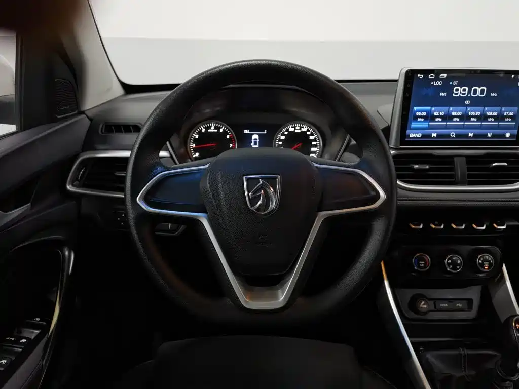 Photo 11 - Baojun 530