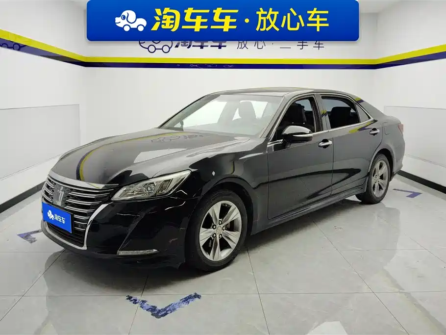 Toyota Crown 2015 2.0T Fashion