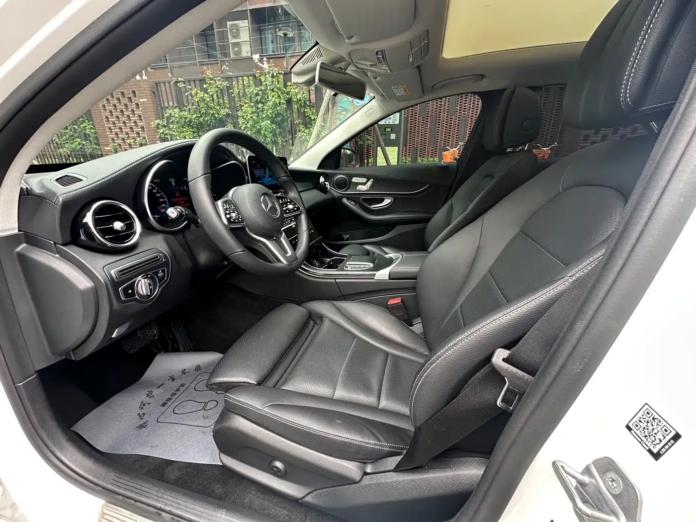 MERCEDES-BENZ CLASS C