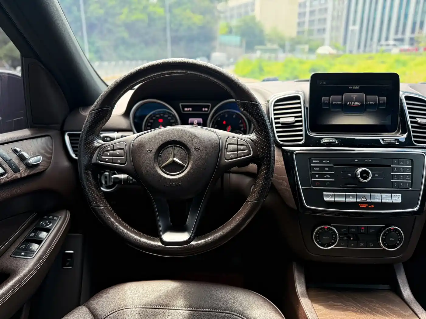 Mercedes-Benz GLE 2017 GLE 400 4MATIC фото 15