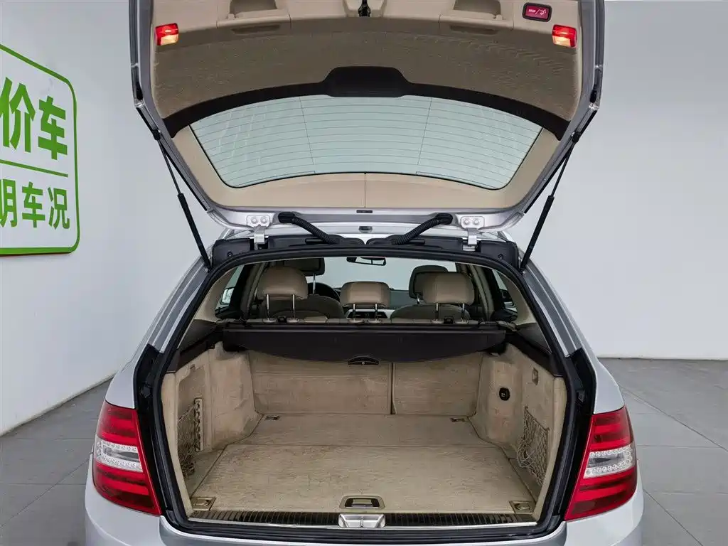 Mercedes-Benz C-Class (Import) 2011 C 200 Fashion Wagon Edition фото 16