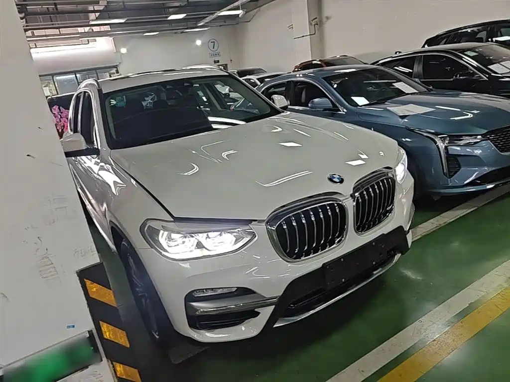 BMW X3 2018 xDrive28i Luxury Package China VI фото 4