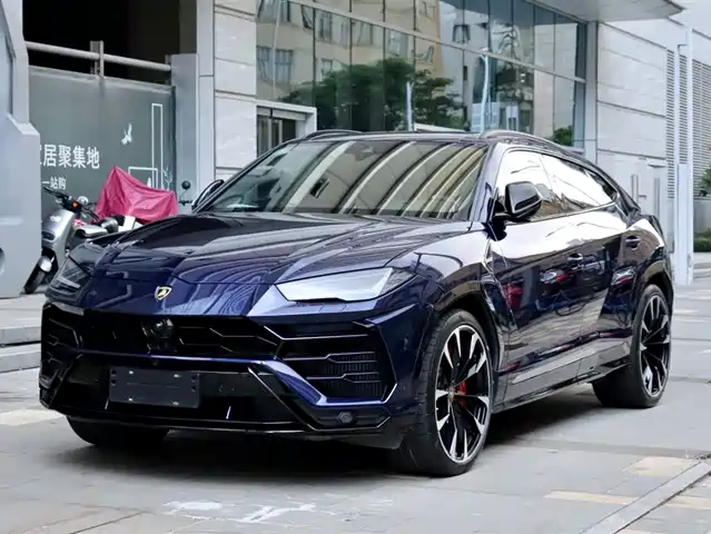 Lamborghini Urus 2021 4.0T V8
