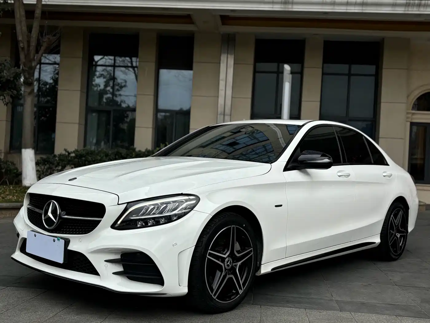 MERCEDES-BENZ CLASS C