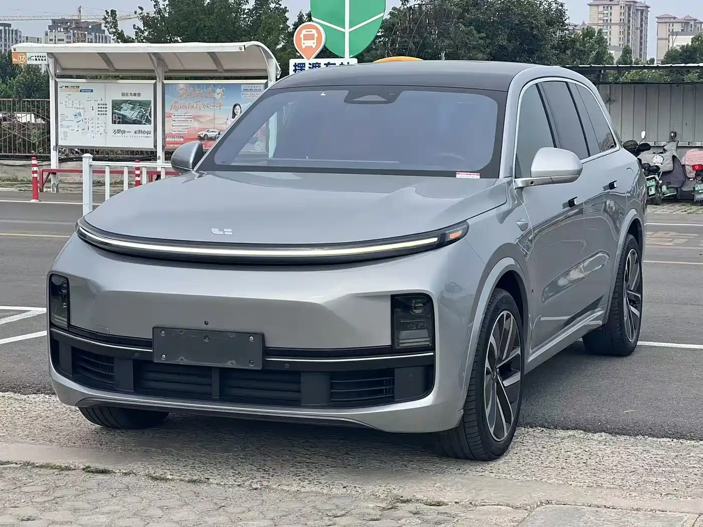Li Auto L8 2024