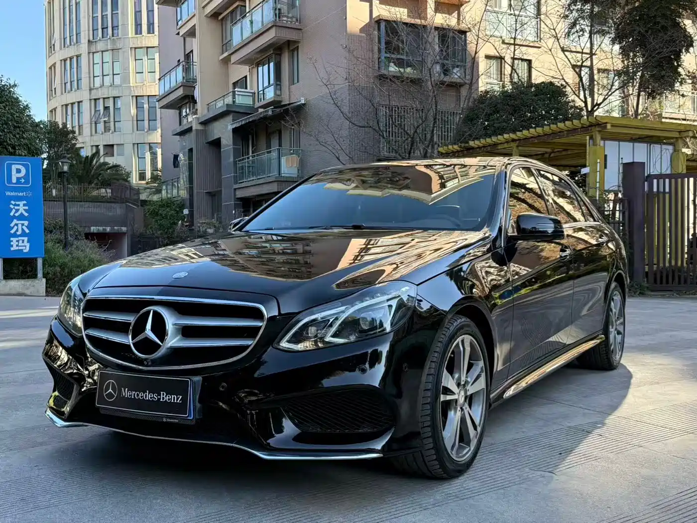 Mercedes-Benz E-Class 2015 E 320 L Luxury 4MATIC фото 27