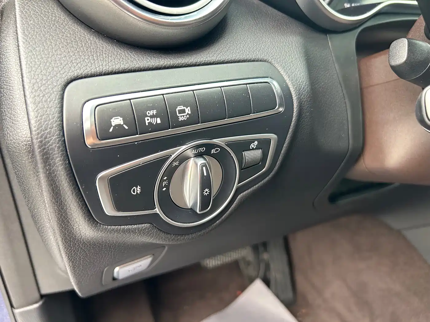 Mercedes-Benz GLC 2017 GLC 300 4MATIC Dynamic фото 17