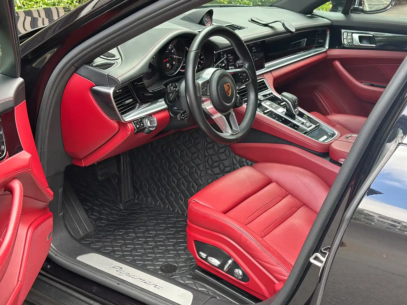 Porsche Panamera 2017 Panamera 3.0T фото 14