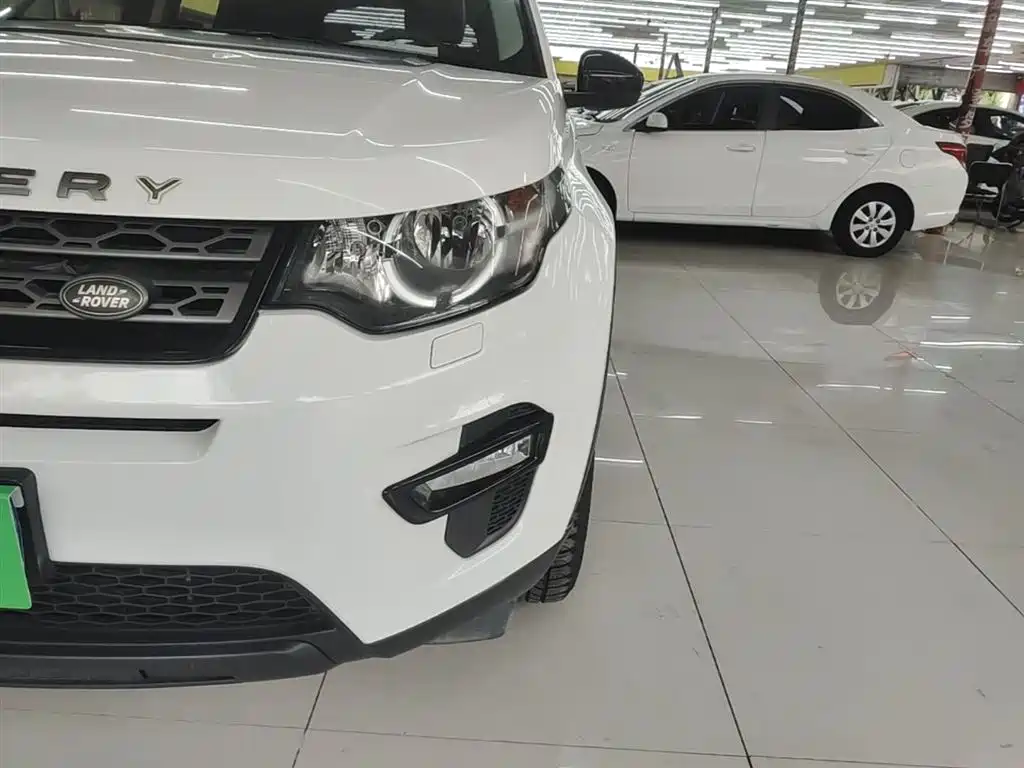 Land Rover Discovery Sport 2016 2.0T S фото 24
