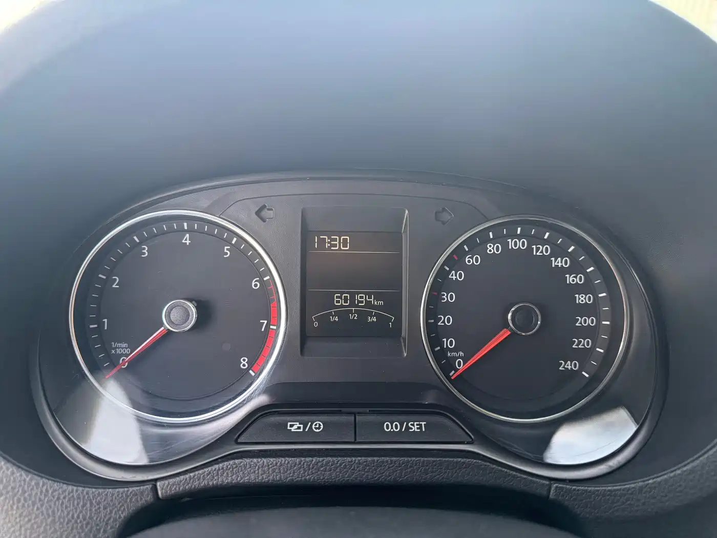 Volkswagen Polo 2016 1.6L Automatic Comfort фото 19