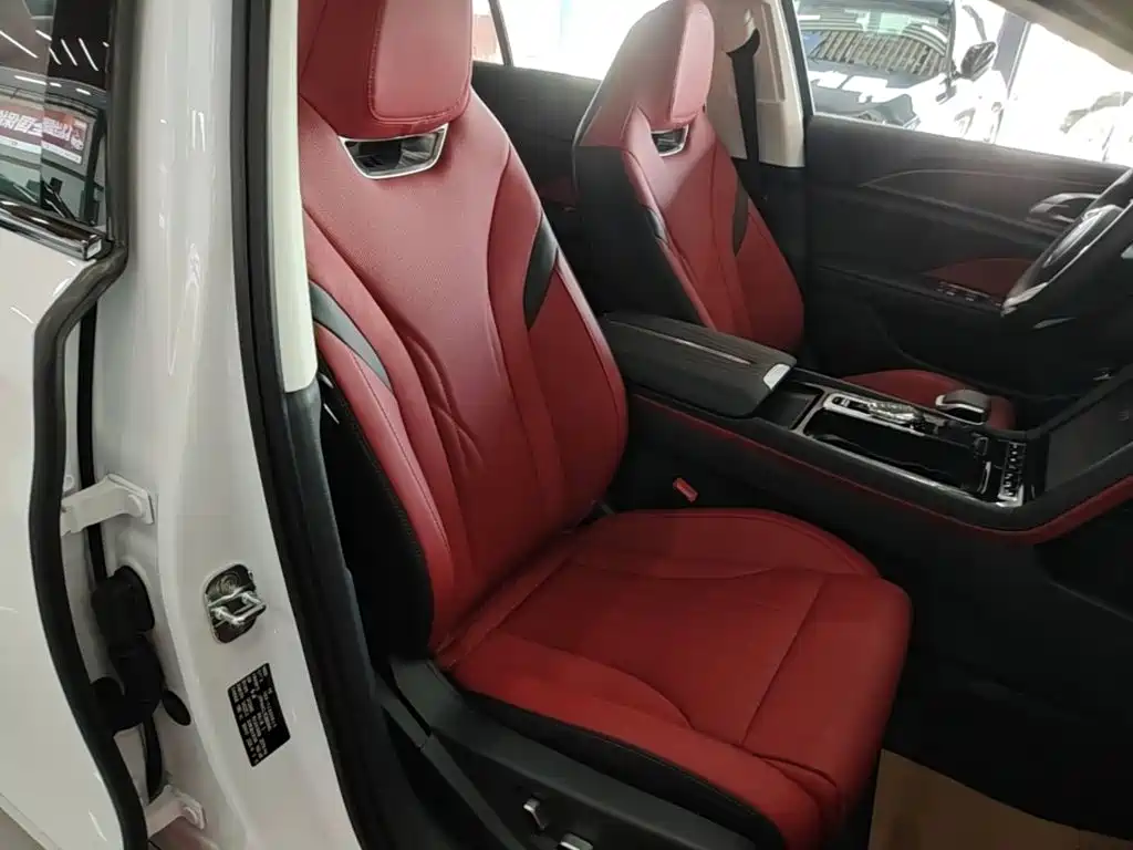 Hongqi H6 2026 2025 Model 2.0T Beauty Edition